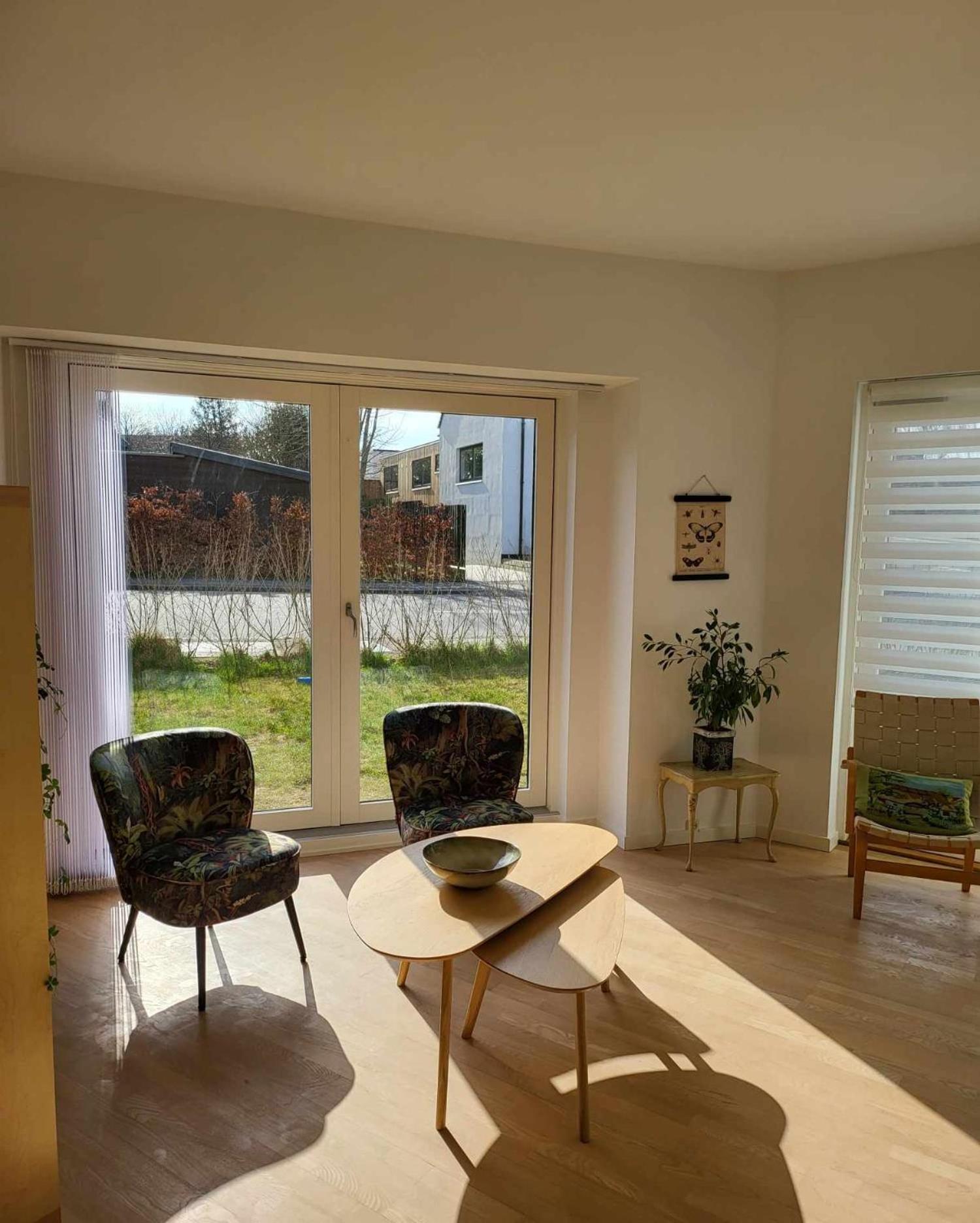 Straight-Up Fantastic Bright Apartment! オールフス エクステリア 写真